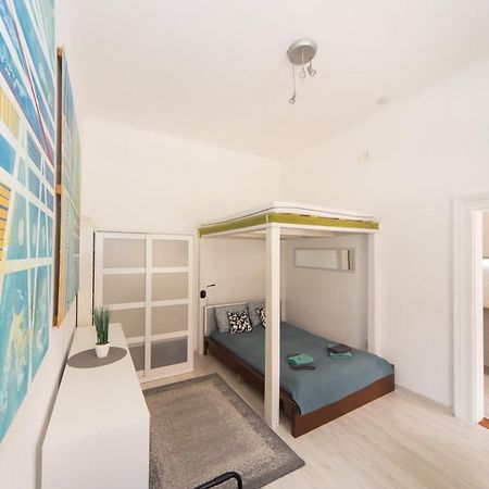 Renovated studio apartment Budapest Esterno foto